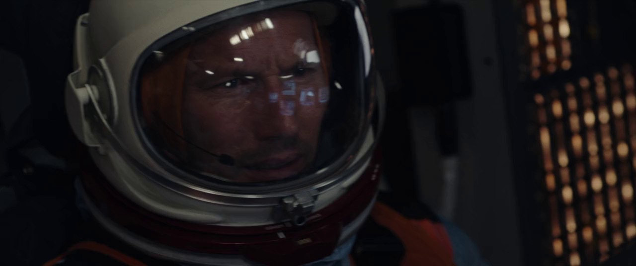 Moonfall (2022) BluRay Hindi + English 720p x264 AVC HE-AAC 2.0 ESub.mkv.0002